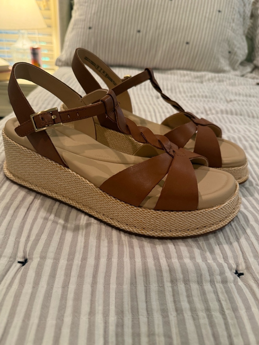 Clark’s Kimmie Twist Brown Woven Platform Sandal NWOT - Picture 2 of 4